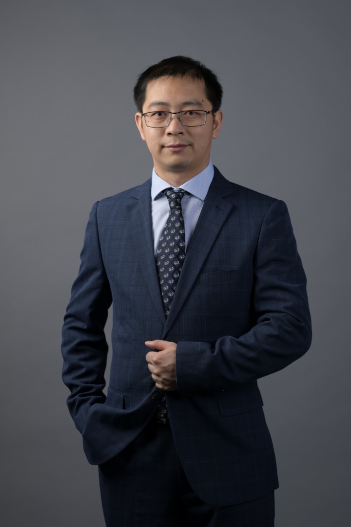 Alvin Liao headshot